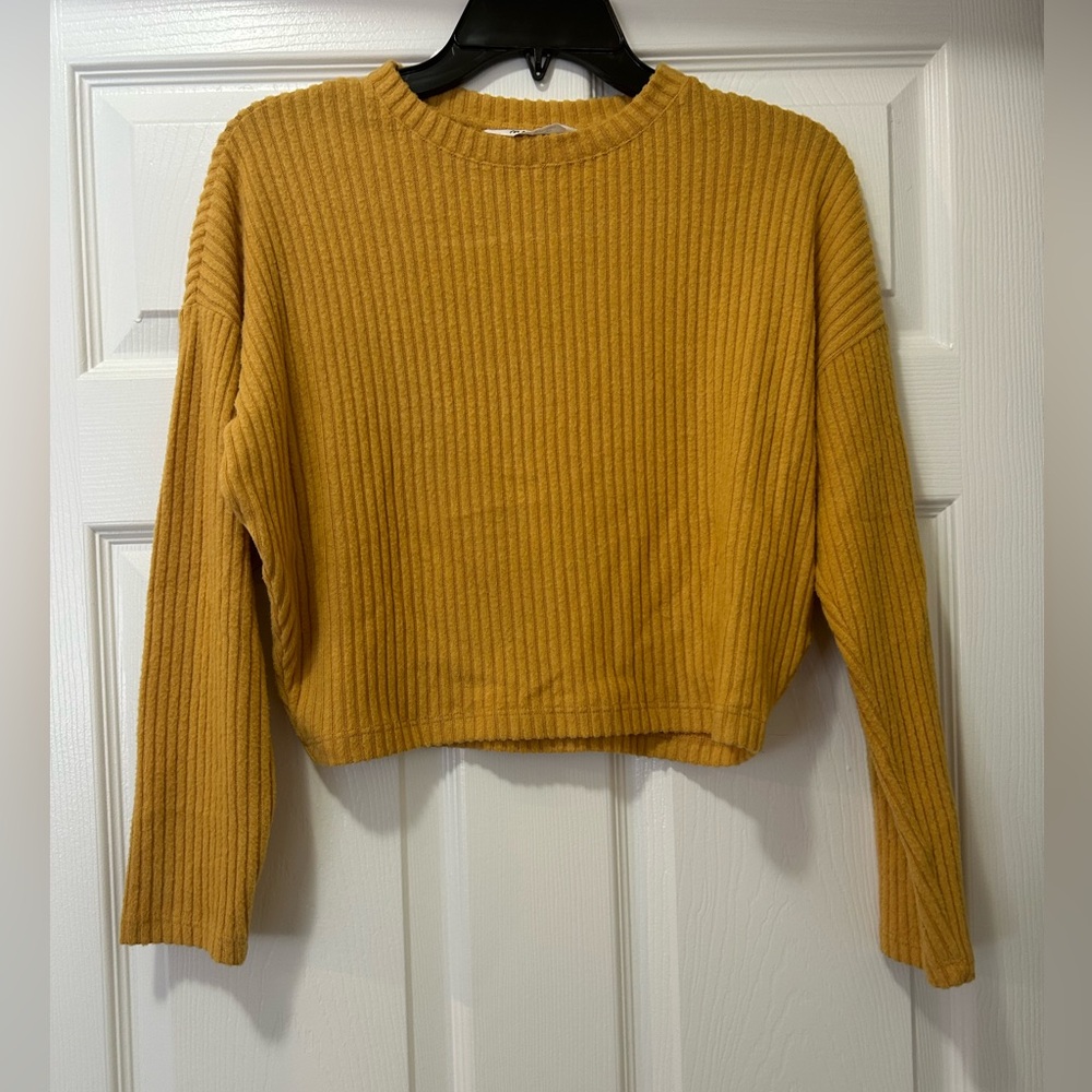 H&M Mustard Yellow Ribbed Knit Sweater